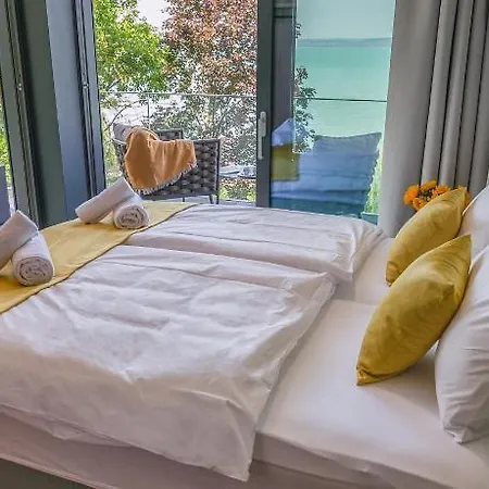 Bj81 Suite Hotel Siófok Extérieur photo